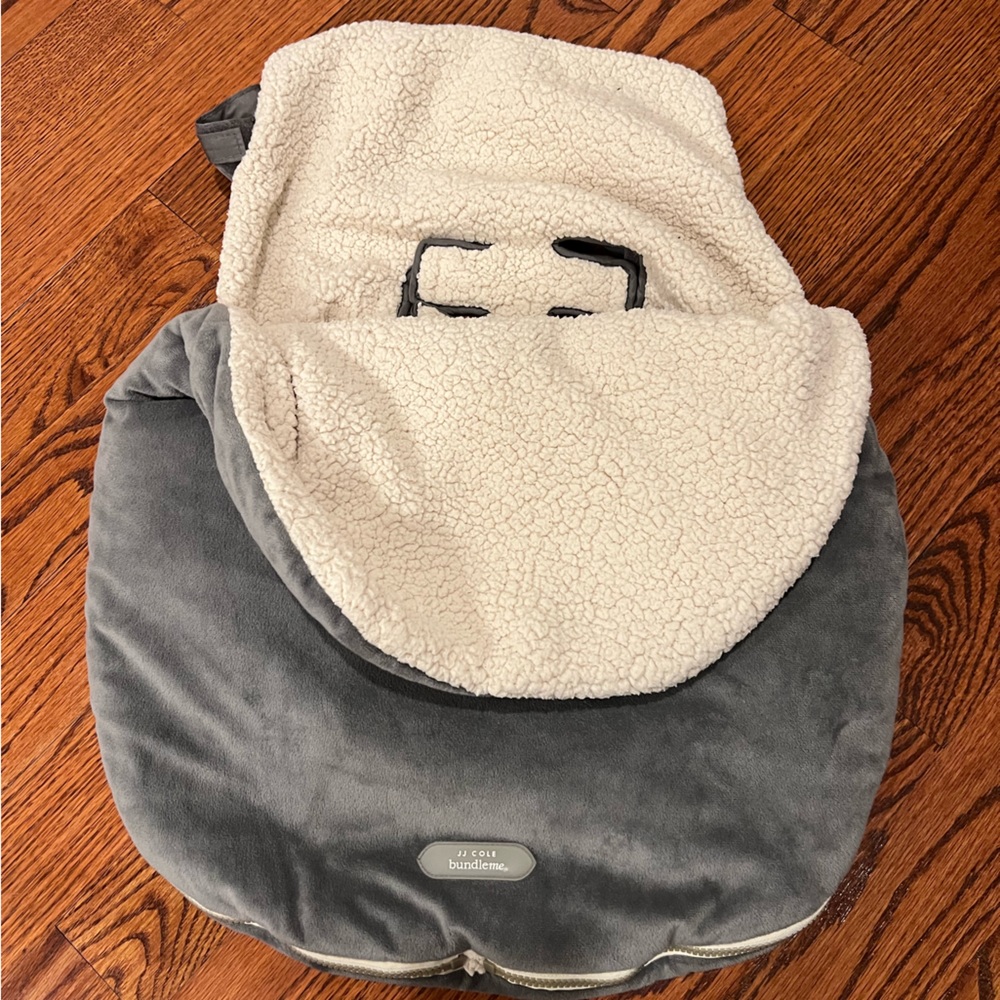 JJ Cole Bundle Me Winter Baby Car Seat Cover Grey with Sherpa Lining